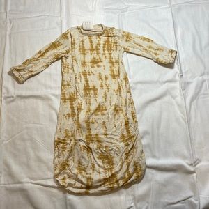 Sweet tie die outfit.